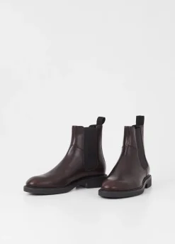 Alex M Stiefel