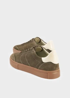 Cody Sneaker
