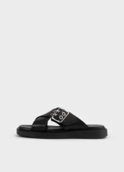Connie Sandalen