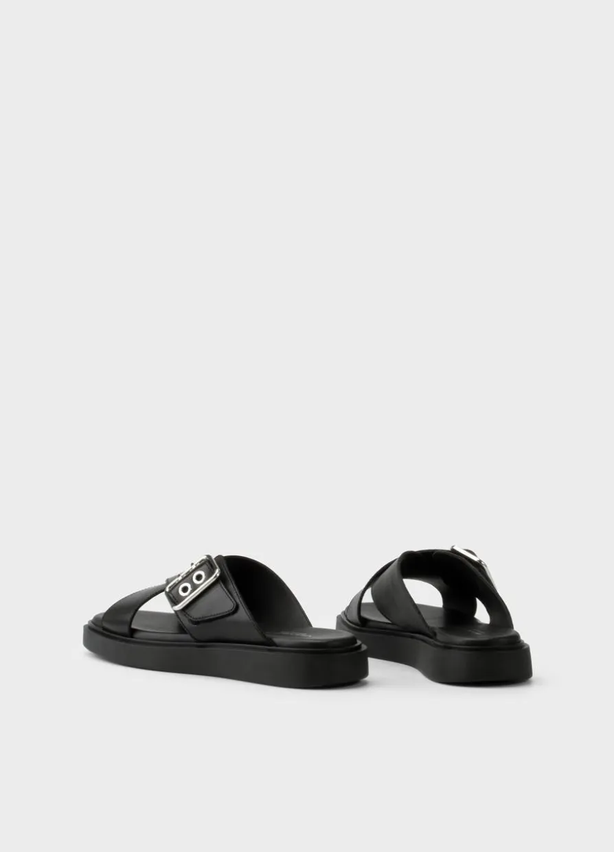 Connie Sandalen