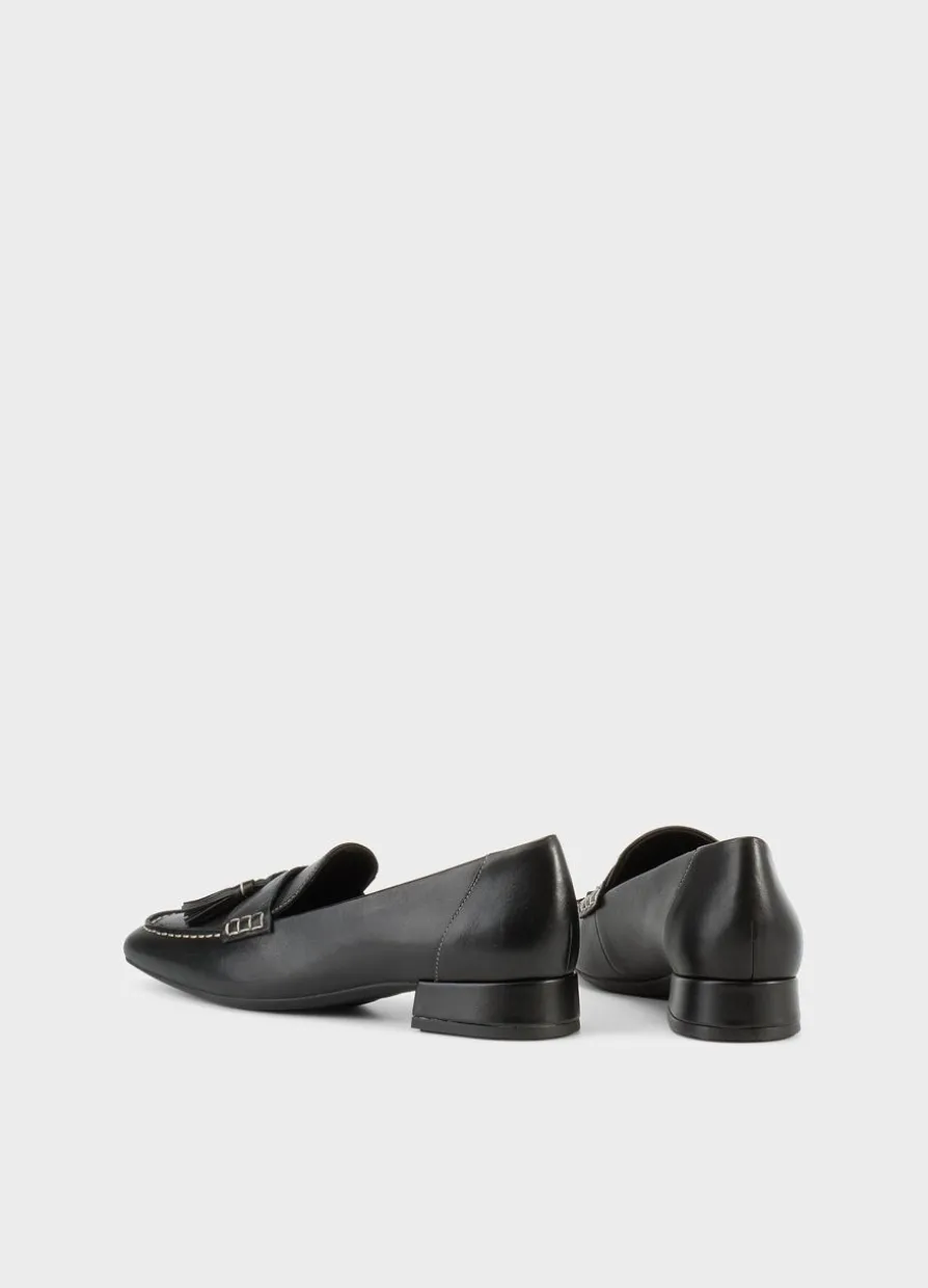 Debbi Loafer