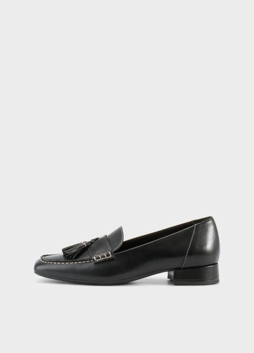 Debbi Loafer