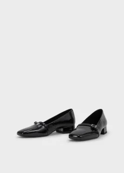 Debbi Pumps
