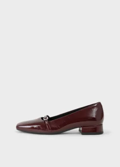 Debbi Pumps