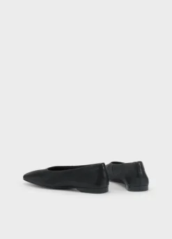Delia Ballerinas