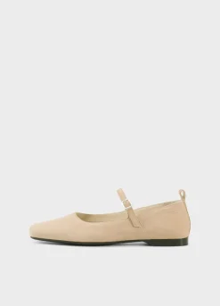 Delia Ballerinas