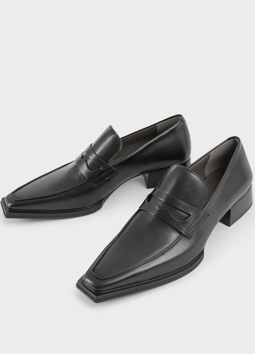 Eida Loafer