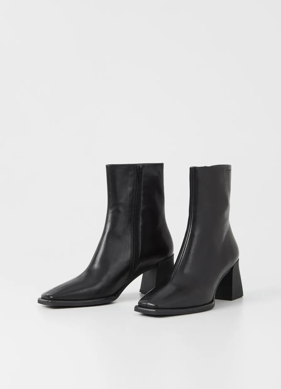 Hedda Stiefeletten