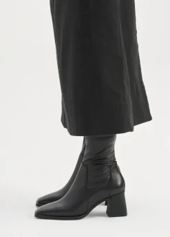 Hedda Stiefeletten