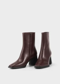 Hedda Stiefeletten