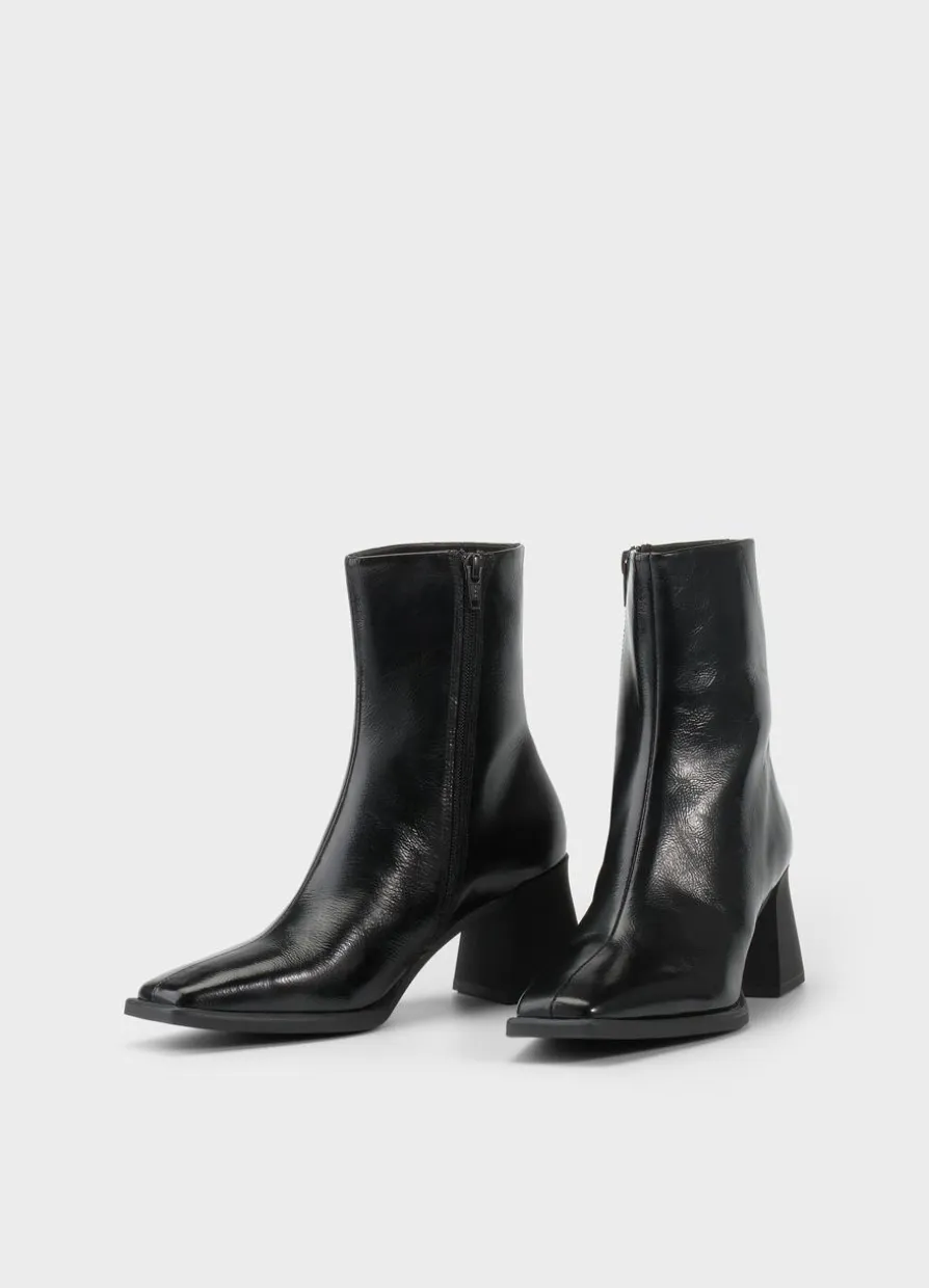 Hedda Stiefeletten
