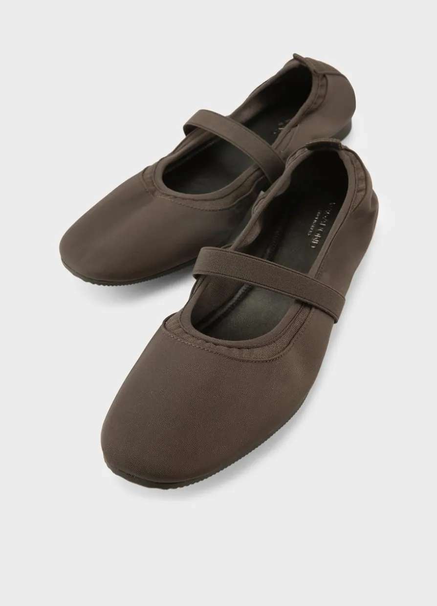 Hillary Ballerinas