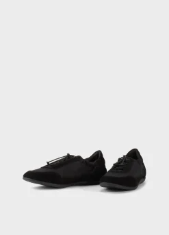 Hollie Sneaker