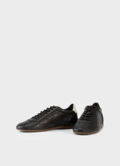 Hollie Sneaker