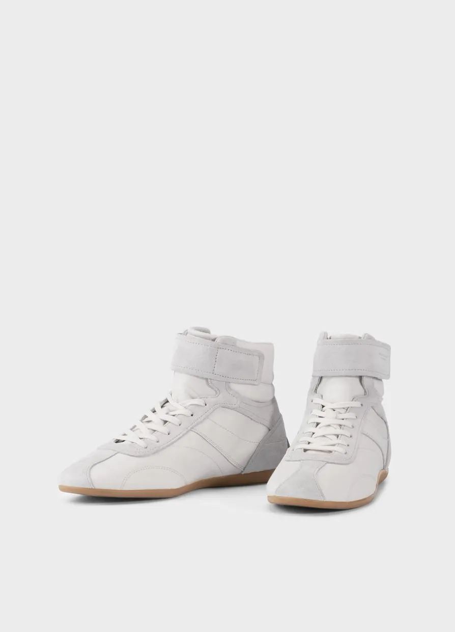 Hollie Sneaker