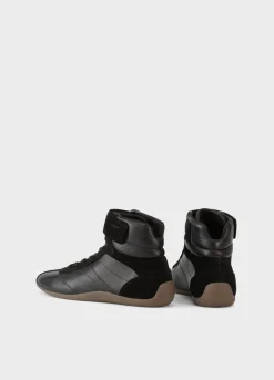 Hollie Sneaker