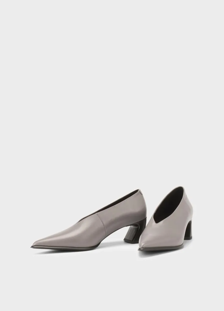 Ilona Pumps