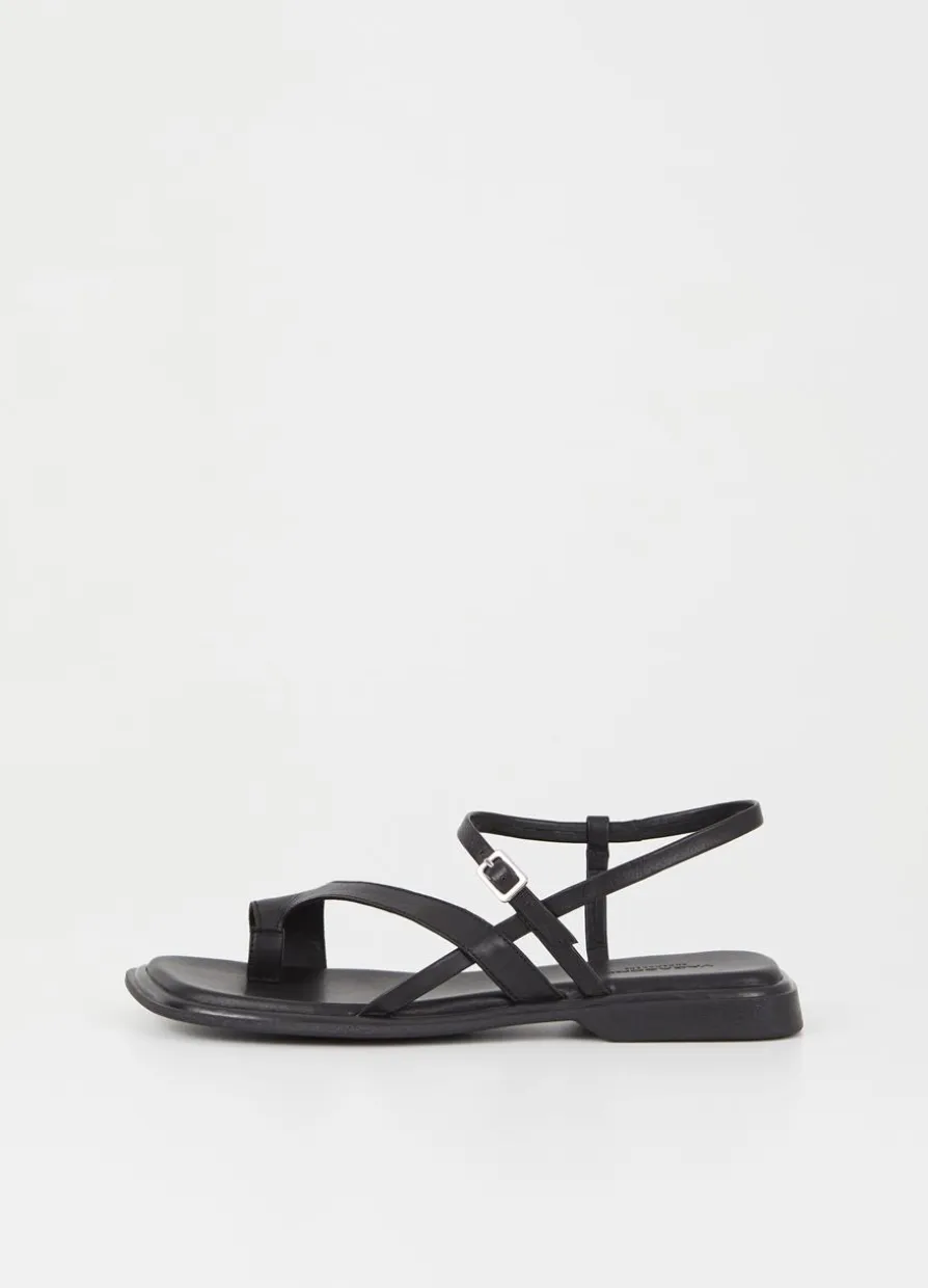 Izzy Sandalen