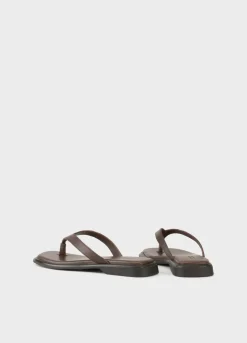 Izzy Sandalen