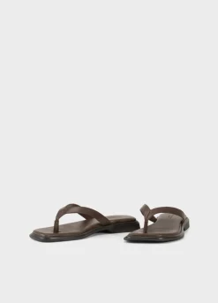 Izzy Sandalen