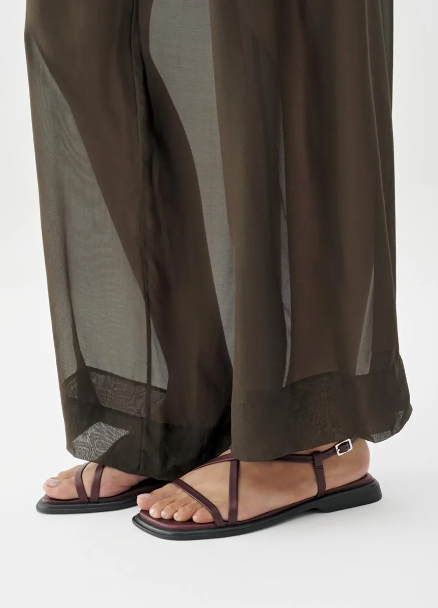 Izzy Sandalen