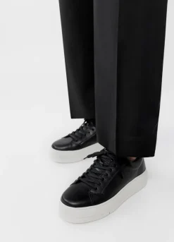Judy Sneaker