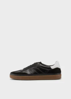 Leo Sneaker