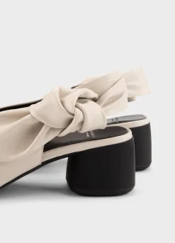 Livia Pumps