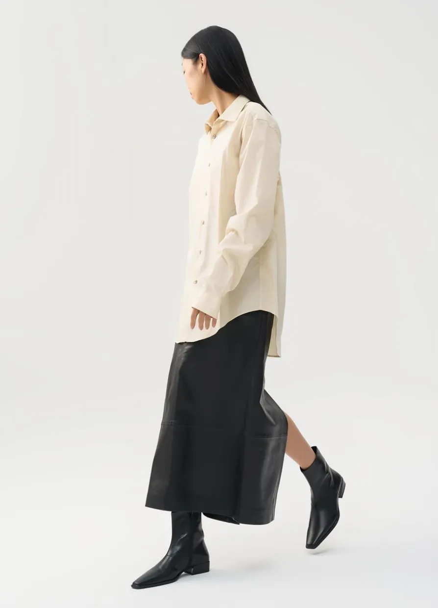 Nella Stiefeletten