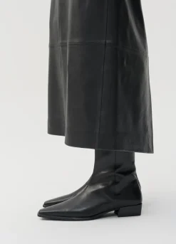 Nella Stiefeletten