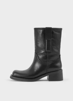 Nour Stiefel